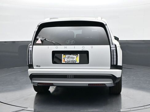 New 2026 Hyundai Ioniq 9 S image 6