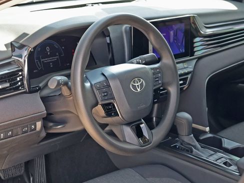 Used 2026 Toyota Camry LE w/ Convenience Package FWD image 13