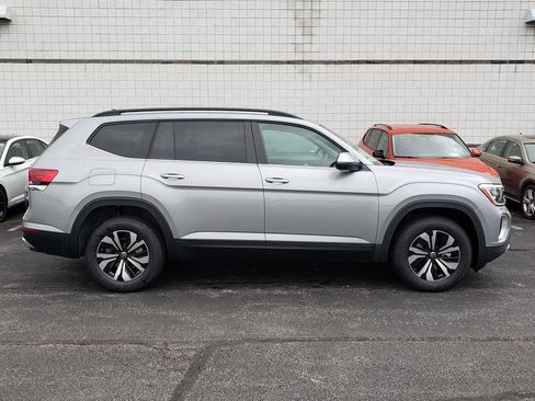 New 2026 Volkswagen Atlas SE AWD/4WD image 2