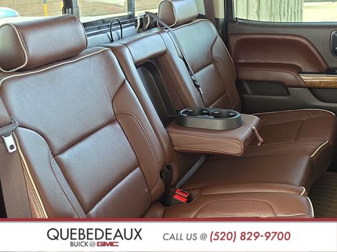 Used 2015 Chevrolet Silverado 1500 High Country w/ High Country Premium Package AWD/4WD image 28