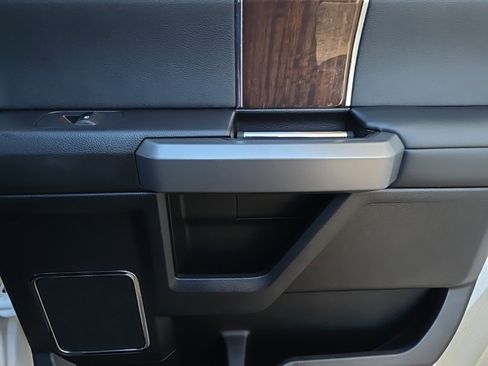 Used 2017 Ford F350 Platinum w/ Platinum Ultimate Package image 26