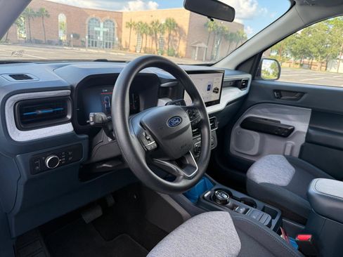 Used 2025 Ford Maverick XLT FWD image 14