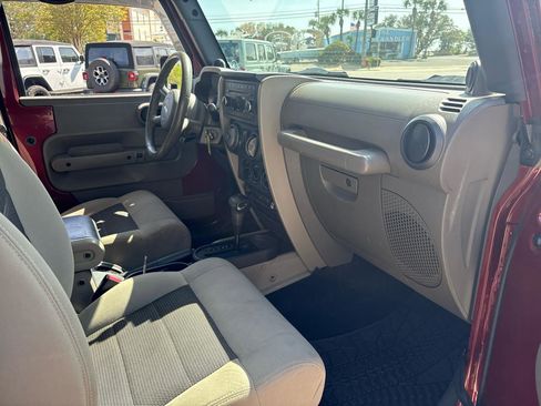 Used 2010 Jeep Wrangler Sport image 9
