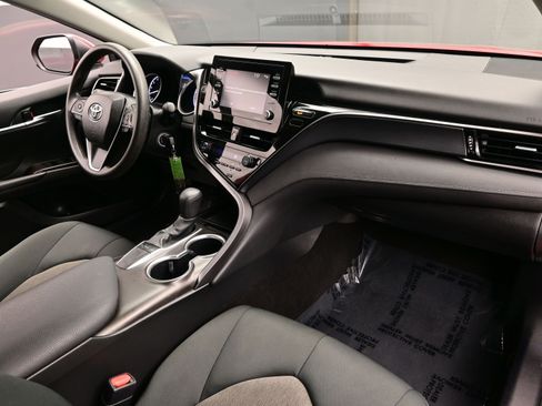 Used 2024 Toyota Camry LE image 15