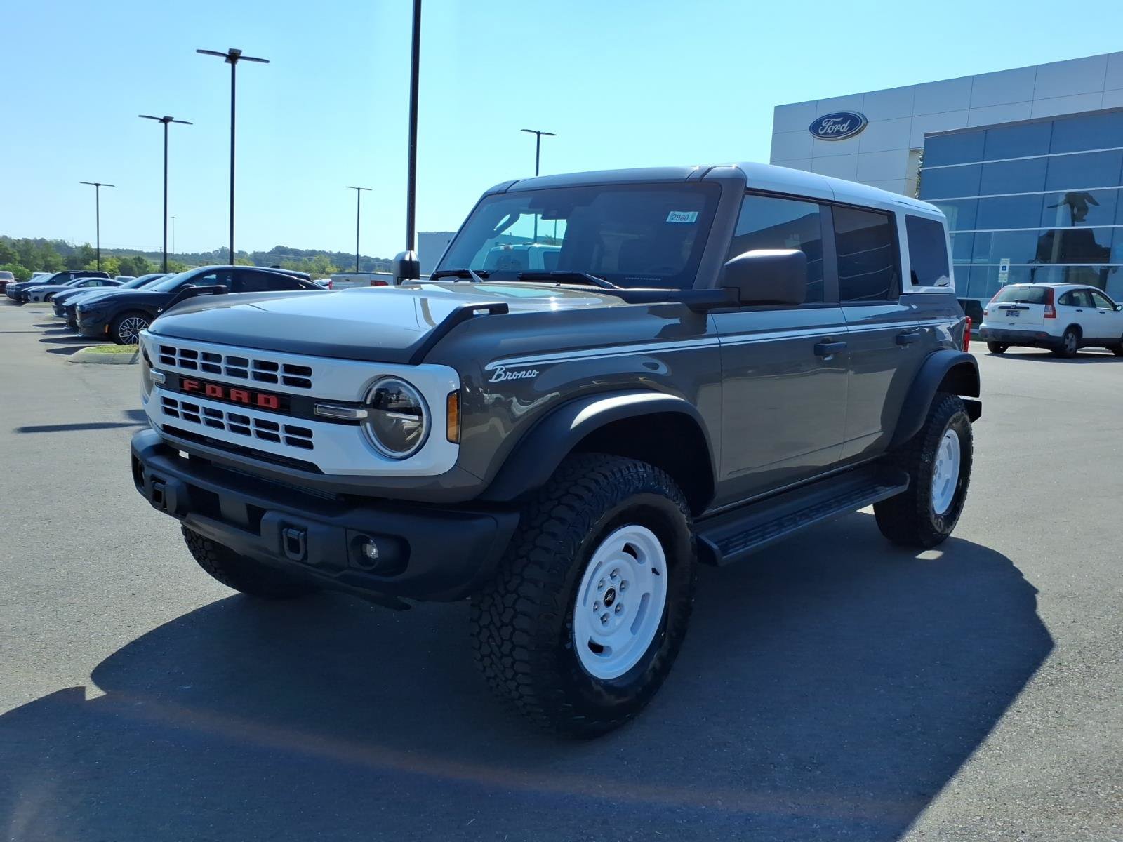 New 2026 Ford Bronco Heritage Edition AWD/4WD image 7
