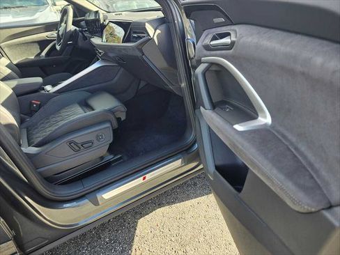 New 2025 Audi SQ5 Premium Plus image 10