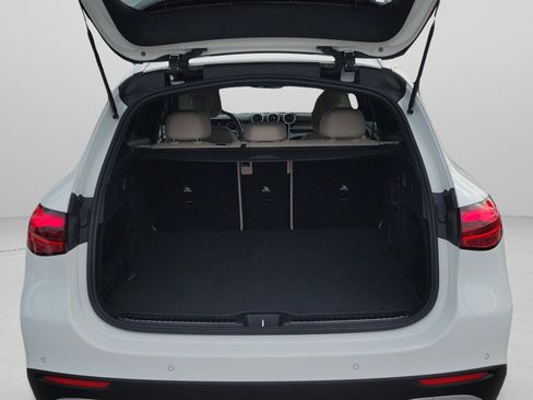 Certified 2026 Mercedes-Benz GLC 300 image 6