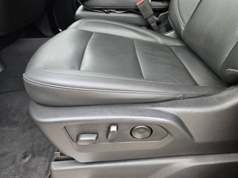 Used 2024 GMC Sierra 1500 SLT AWD/4WD image 20