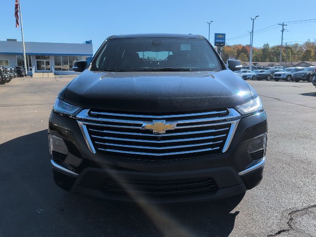 Used 2022 Chevrolet Traverse Premier w/ LPO, Floor Liner Package FWD image 9