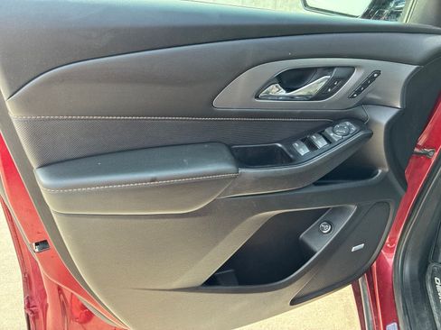 Used 2020 Chevrolet Traverse Premier AWD/4WD image 15