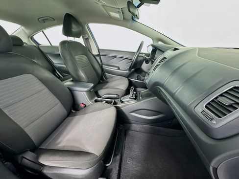 Used 2017 Kia Forte S w/ S Technology Package image 33