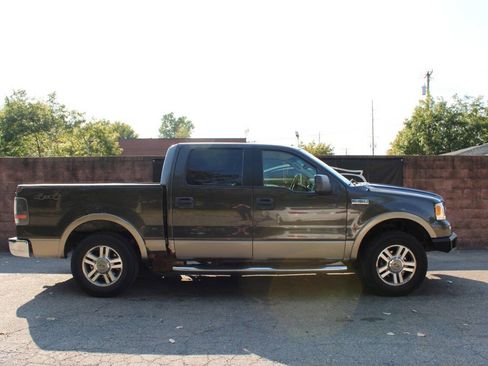 Used 2005 Ford F150 Lariat image 4