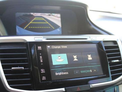 Used 2016 Honda Accord EX image 28