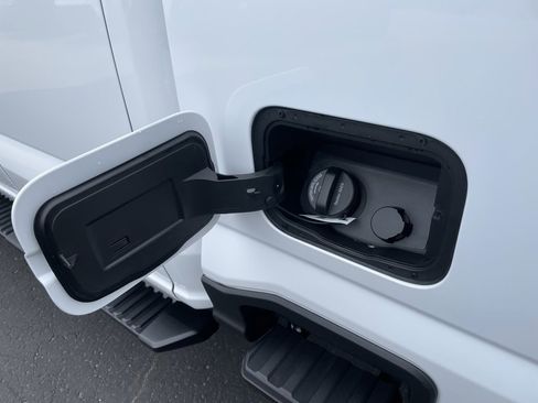 New 2026 Ford F350 XL w/ XL Chrome Package image 56