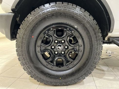 Certified 2022 Ford Bronco Wildtrak AWD/4WD image 28