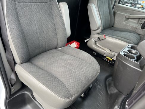 Used 2024 Chevrolet Express 2500 w/ Driver Convenience Package image 19