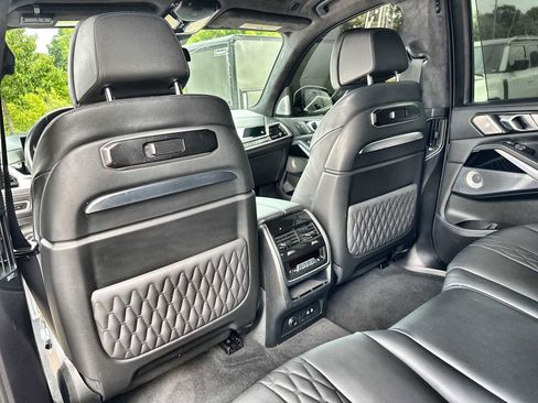 Used 2024 BMW ALPINA XB7 AWD/4WD image 18