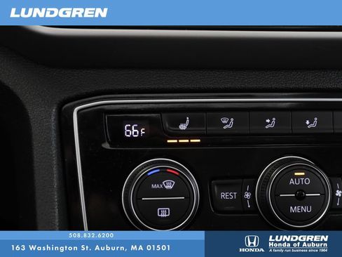 Used 2021 Volkswagen Atlas SEL AWD/4WD image 25