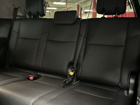Used 2023 Toyota Sequoia TRD Pro AWD/4WD image 32