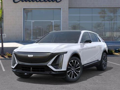 New 2026 Cadillac Lyriq Sport RWD image 30