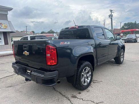 Used 2017 Chevrolet Colorado Z71 AWD/4WD image 7