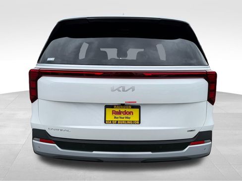 New 2026 Kia Carnival EX FWD image 6
