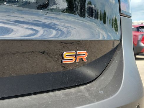 New 2025 Nissan Kicks SR image 7