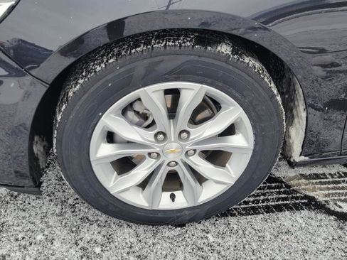 Used 2022 Chevrolet Malibu LT w/ Leather Package image 5