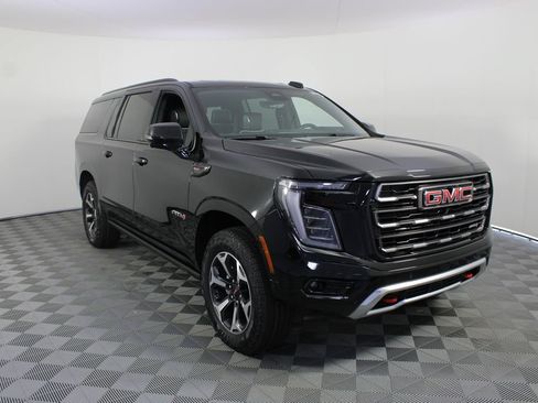 New 2026 GMC Yukon XL AT4 Ultimate AWD/4WD image 34