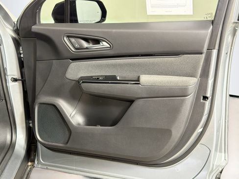 Used 2024 Honda Prologue EX image 31