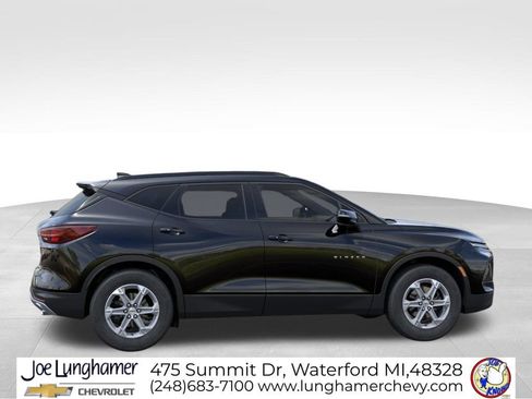 New 2026 Chevrolet Blazer LT w/ LPO, Floor Liner Package AWD/4WD image 5