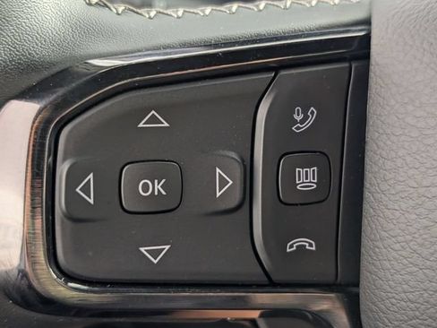 Used 2025 RAM 1500 Limited AWD/4WD image 15