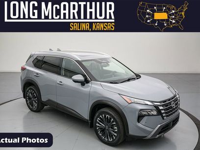 Used 2025 Nissan Rogue SL w/ Tech Package