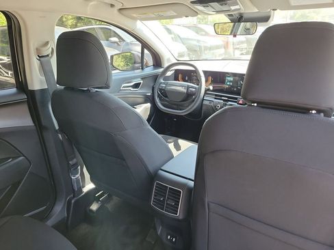 New 2026 Kia Sportage LX FWD image 13