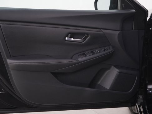 Used 2023 Nissan Sentra SV FWD image 18