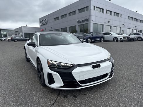 Certified 2023 Audi e-tron GT Premium Plus w/ Performance Package image 1