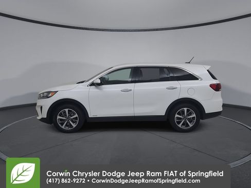 Used 2020 Kia Sorento AWD V6 image 9
