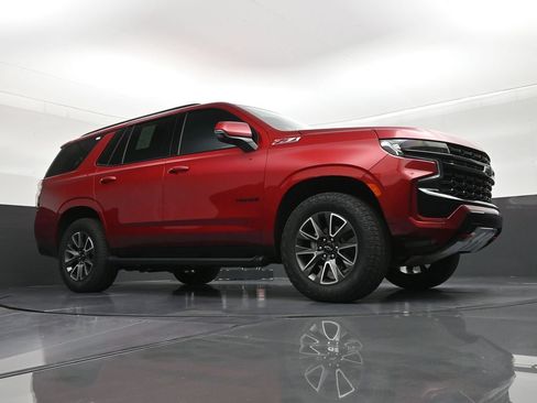 Used 2023 Chevrolet Tahoe Z71 w/ Luxury Package AWD/4WD image 26