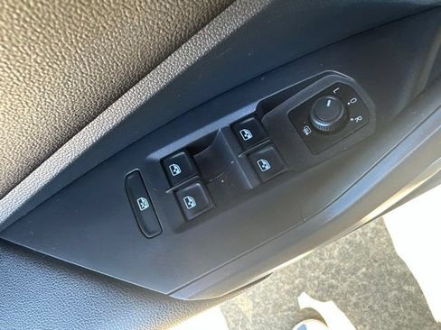 Used 2019 Volkswagen Jetta SEL FWD image 15