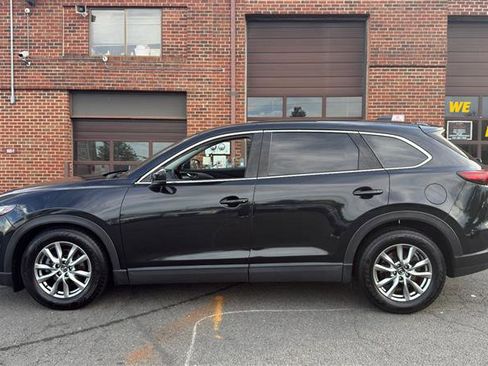 Used 2017 MAZDA CX-9 Touring AWD/4WD image 4