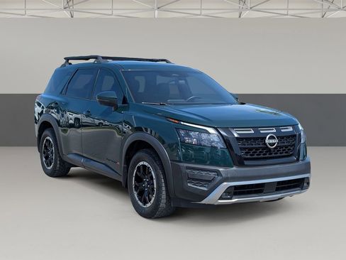 Used 2023 Nissan Pathfinder Rock Creek AWD/4WD image 2