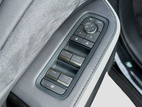 New 2026 Lexus TX 500h AWD image 25