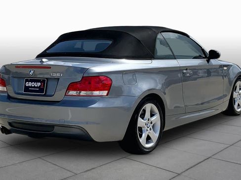 Used 2009 BMW 135i Convertible RWD image 11