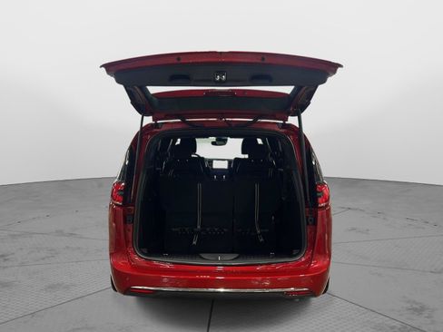 New 2026 Chrysler Pacifica Select FWD image 47