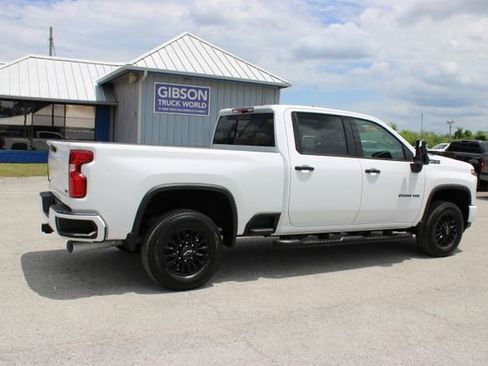 Used 2024 Chevrolet Silverado 2500 LTZ w/ LTZ Plus Package AWD/4WD image 12