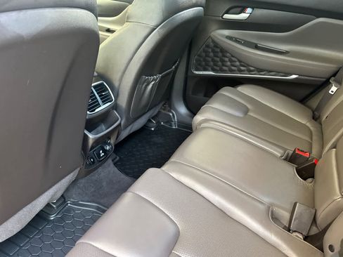 Used 2020 Hyundai Santa Fe Limited FWD image 4