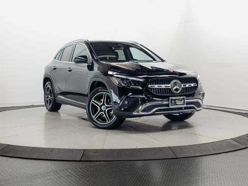 Certified 2026 Mercedes-Benz GLA 250 4MATIC image 1