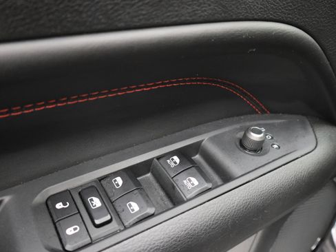 Used 2023 Jeep Compass Trailhawk w/ Trailhawk Elite Group image 40