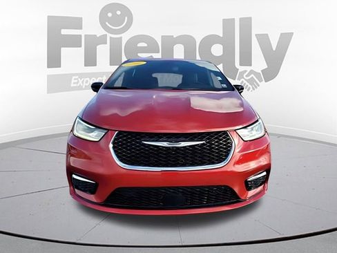 New 2026 Chrysler Pacifica Select FWD image 8