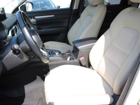 Used 2021 MAZDA CX-5 Touring FWD image 10